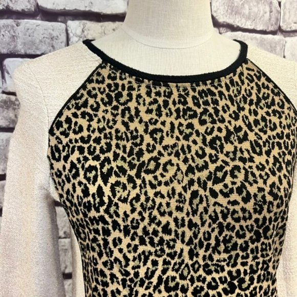 Chico's Zenergy Animal Print 3/4 Sleeve Blouse Size Small - Picture 2 of 9
